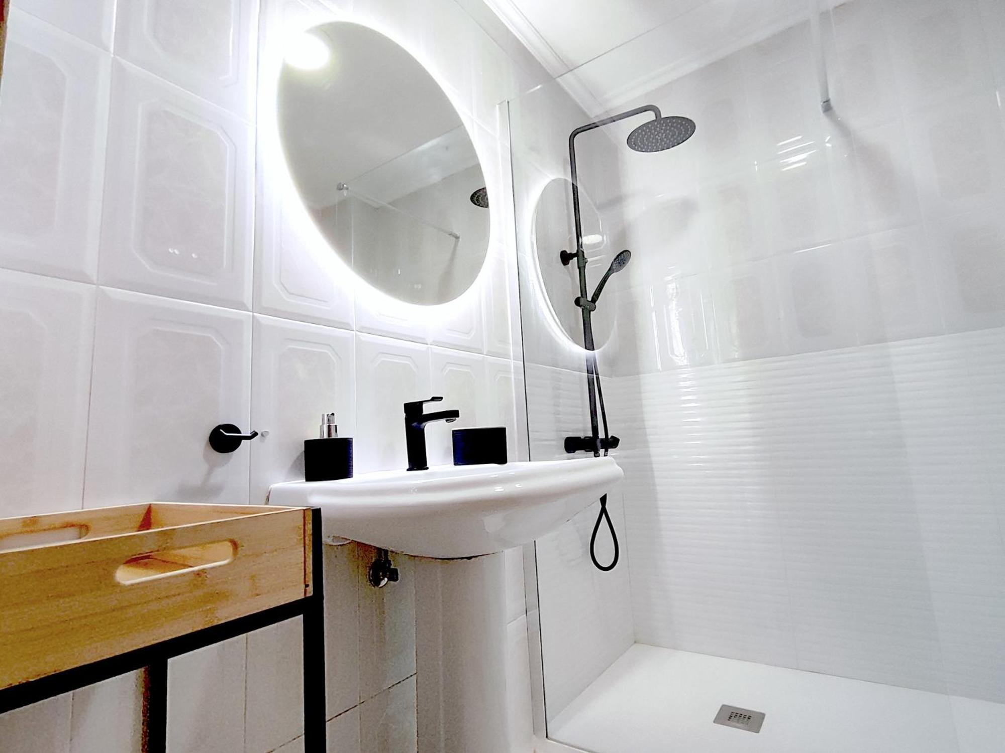 Diseno Y Relax Apartamento De Dos Habitaciones Cerca De La Playa Malaga Ngoại thất bức ảnh