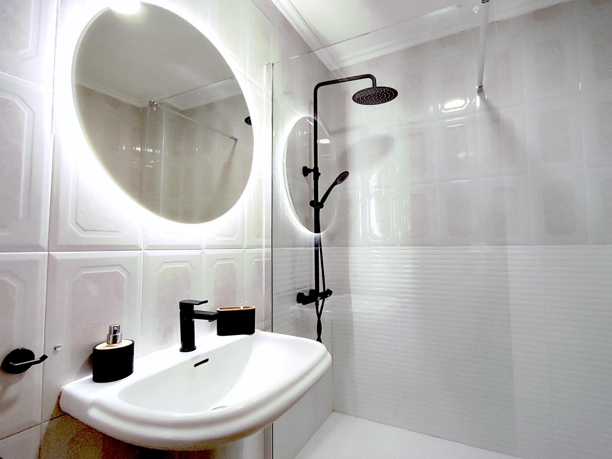 Diseno Y Relax Apartamento De Dos Habitaciones Cerca De La Playa Malaga Ngoại thất bức ảnh