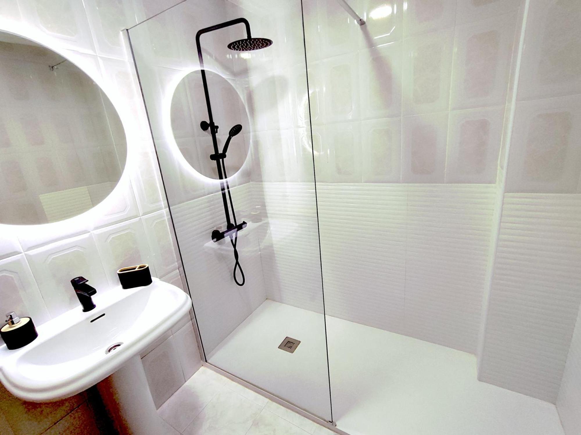 Diseno Y Relax Apartamento De Dos Habitaciones Cerca De La Playa Malaga Ngoại thất bức ảnh
