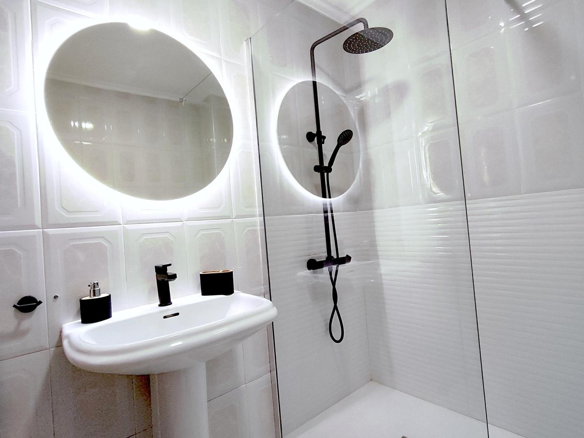 Diseno Y Relax Apartamento De Dos Habitaciones Cerca De La Playa Malaga Ngoại thất bức ảnh